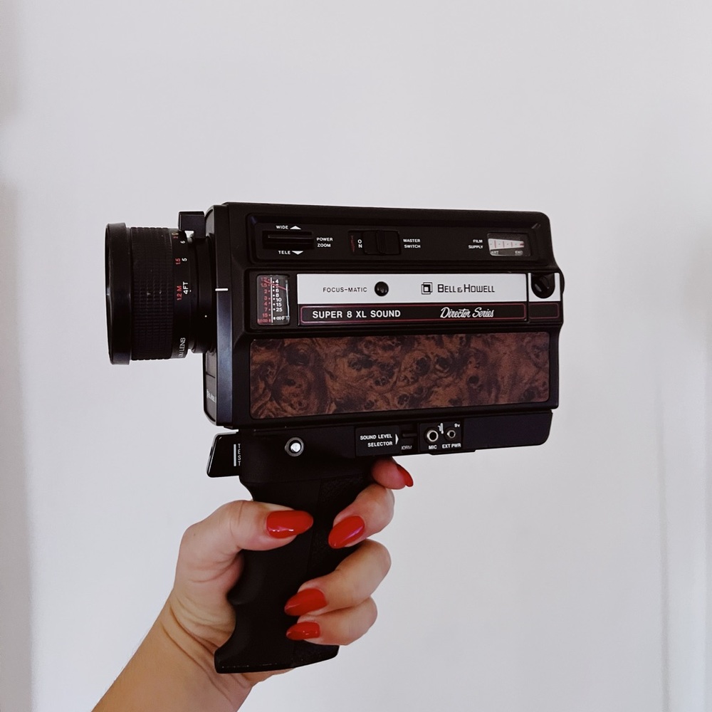 *Vintage & Rare* Bell & Howell Super 8 Camera